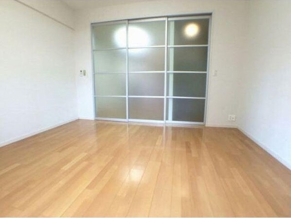 アスリート江坂II番館の物件内観写真